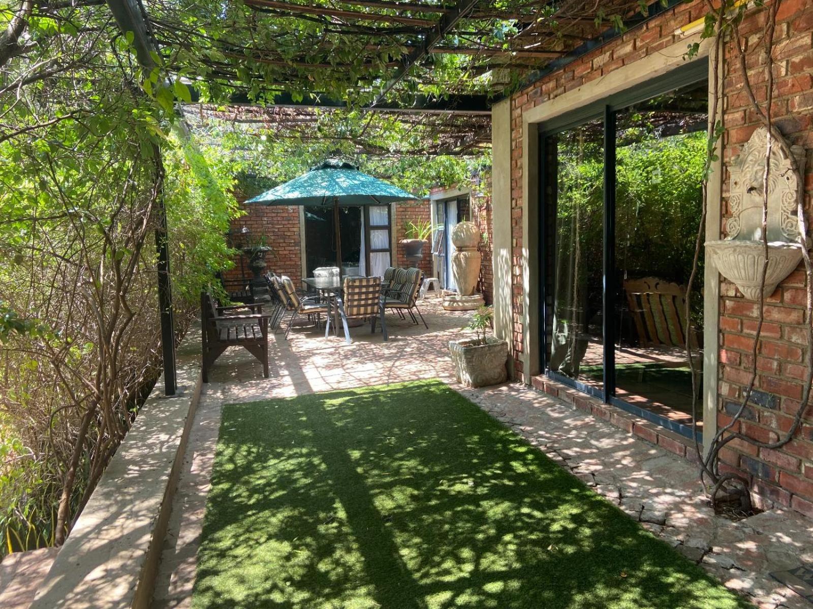 Aloe Guesthouse Klerksdorp Exterior foto